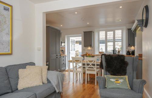 Hobbs Cottage - Photo 6