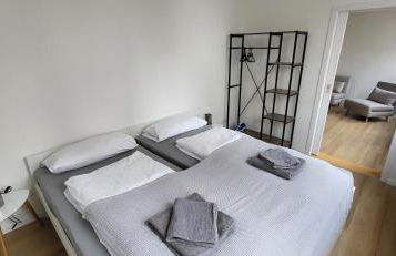 MHQ Ferienwohnung im historischen Fachwerkhaus mit Terrasse in Waiblingen - Foto 2