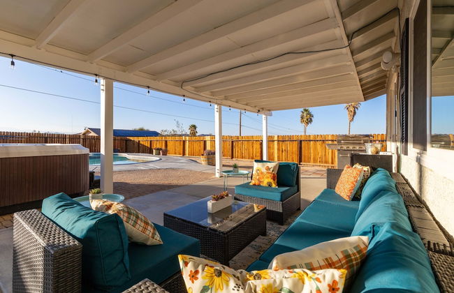 Desert Oasis Cozy Comfort Meets Outdoor Luxury - Foto 52