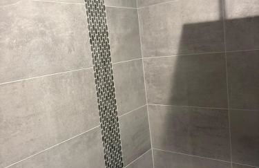 Custom Luxury Rambler in Highland Hills - Foto 14