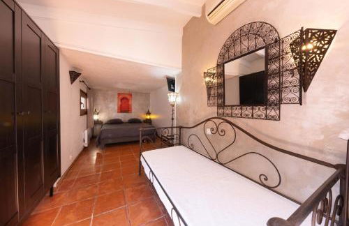 Belle maison atypique avec piscine chauffée - Foto 41