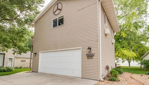 Waterfront Johnson Lake Getaway with Fire Pit! - Foto 2