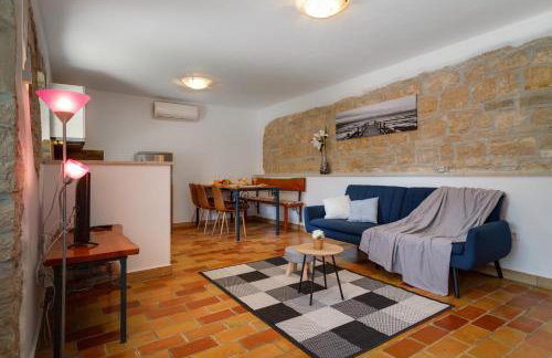 Villa Zoro with a lovely garden and a private POOL in the middle of Istria - Foto 16