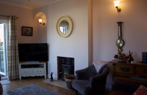 Cartref, 1860s family home. - Foto 25