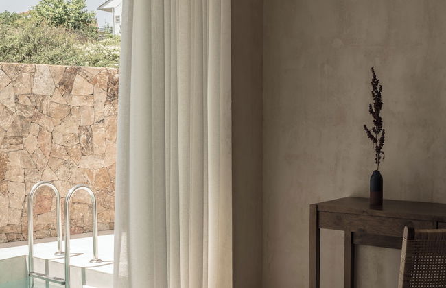 Seven Rocks Suites - Photo 17