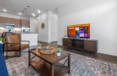 Lavish Escape 1Bd1Ba Pool w Golf Sim - Foto 1