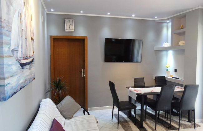 Scenic and Sunny Apartments With Sea View and Balcony - Foto 13