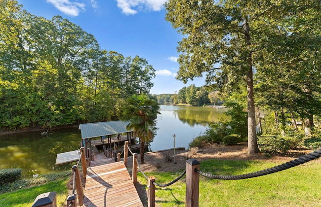 Lakefront 6bdr, Priv Dock, Game Room, Firepit Jake's Lake House by Avantstay - Foto 55