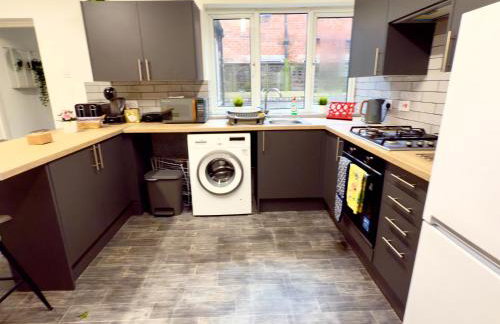 Brand New Lovely Flats by the Forest Tram Stop in Nottingham - Foto 58