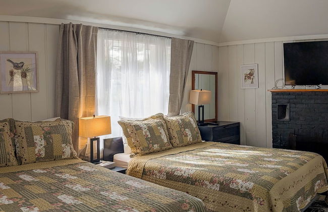 Hinckleys Dreamwood Cottages - Photo 41