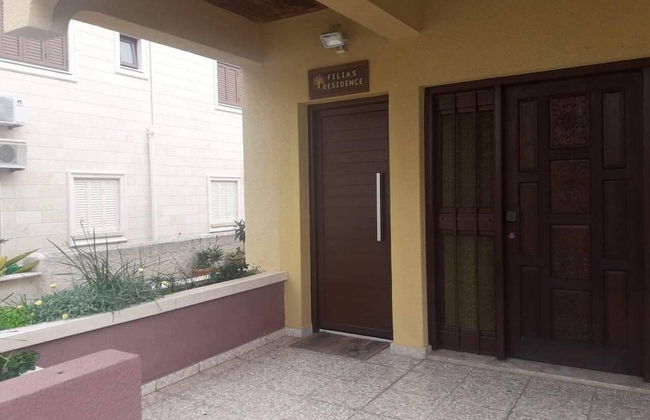 Immaculate 4-bed Apartment in Larnaca - Photo 22