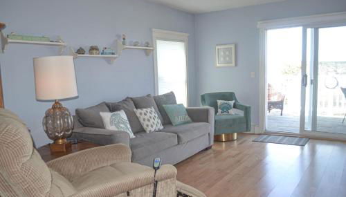 The Lookout #210 - Photo 1