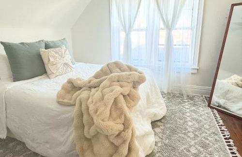 Westport Plaza Stay 2BR Cozy Escape - Foto 1