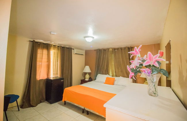 9 bed Villa Montego 10 Minute Walk to the Beach - Foto 25