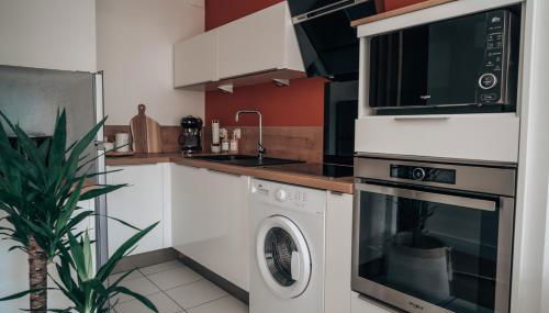 Le Terra Cholet - T2 Centre - Terrasse - Parking - 25 min Puy duFou - Foto 3