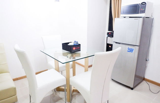 Casa Grande Apartment with Sofabed Connected to Kota Kasablanka - Foto 16