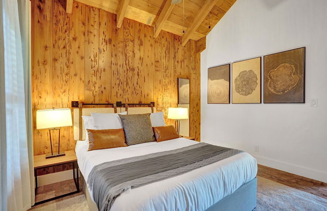 8BR Gem With Pool, Lake View & Tons of Amenities! - Foto 45