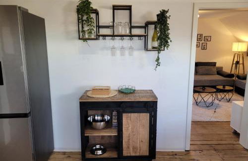 charmantes Apartment mit voll ausgestatteter Küche, Kingsize-Betten, Billard & Tischkicker - Foto 4