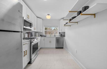 Spacious Modern Farmhouse w/ Private Patio & BBQ! - Foto 4