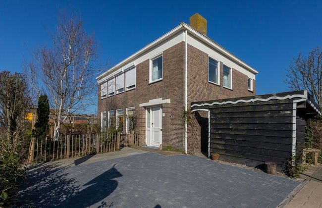 Holiday Home Zoutelande Near Beach - Photo 1