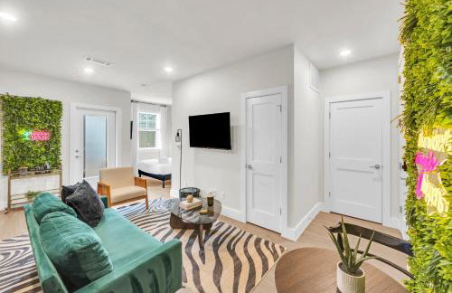 RG 2-3 DT Dallas l FIFA WORLD CUP READY l 5 Min from Love Field - Foto 2