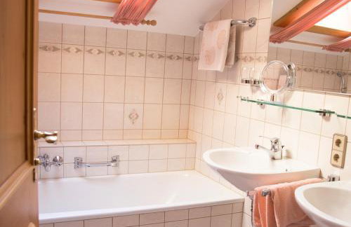 Ferienwohnungen v. Knoerzer-Suckow inkl. Chiemgaukarte - Foto 25