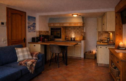 Chalet Coquelicot - confort montagnard et ambiance chaleureuse au cœur de Saint Martin de Belleville - Foto 3