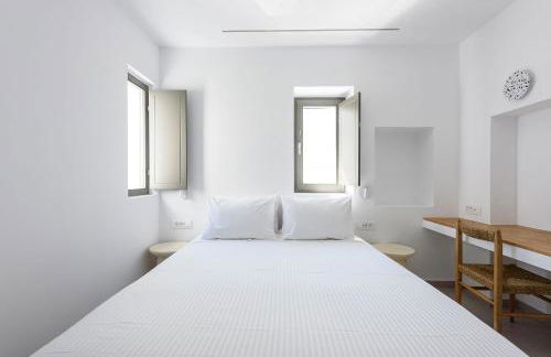 Azure Naousa - Photo 68