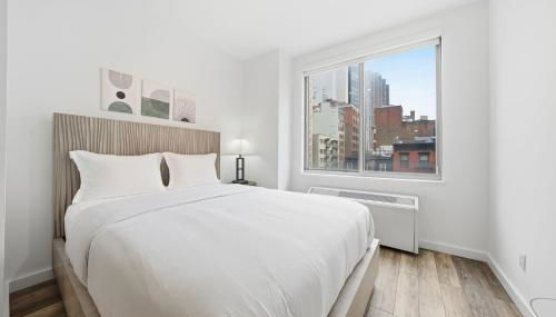 The Aurora - Photo 1