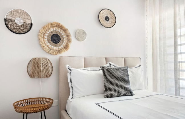 Vistamar Private Waterfront Home Pool - Photo 3