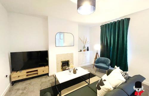 KozyGuru / Wigan / 2BR 4Beds / Newly Refurbished Stylish Holiday House / Close to Big Retail Park / UWNE034 - Foto 15