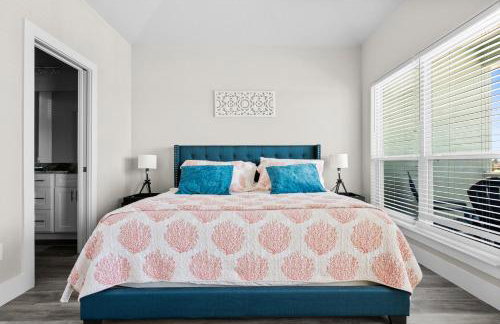 Beautiful New 3 Bedroom Townhouse w/ Private Pool - Foto 29