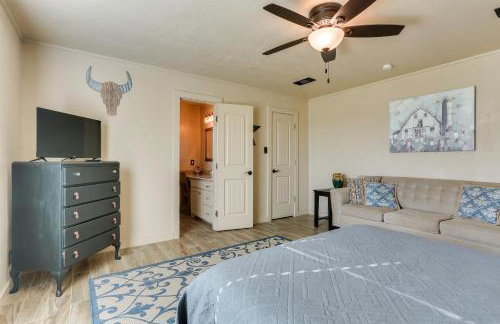 Ranch Getaway with Pool and Horse Stall Access! - Foto 13