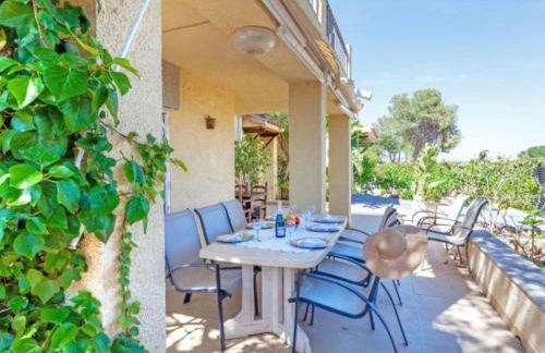 AMPLIO CHALET CON GRAN PISCINA - Foto 4