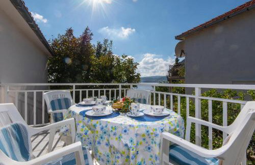 Bella Perna Beachfront Apartments - Photo 9