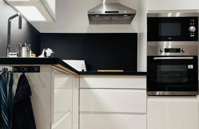 Cosy T2 climatisé sur le port à 5min de la mer parking privé linge de bain et de lit fournis - Foto 16