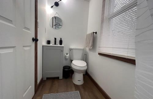 A gem in the heart of Cleveland Unit 3 - Photo 11