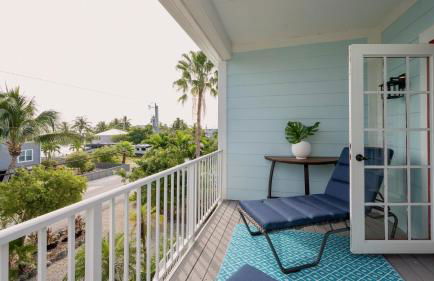 Baypoint Oasis by Last Key Realty - Photo 32