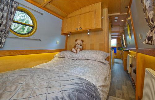 Dylan, 43ft Narrowboat with Garden - Foto 16