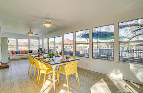 Lakefront Home with Private Dock in Graford! - Foto 16