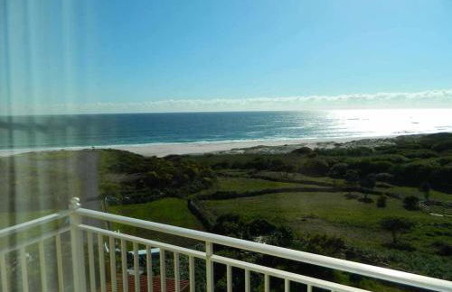 Piso en primera línea de playa en Lariño - Foto 16