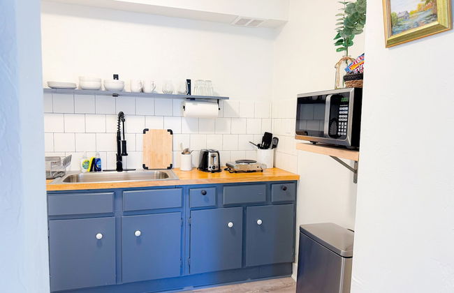 Renovated 2BR Near Paseo With Wifi Smart TV 31B - Photo 11