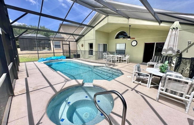 Cozy 4 Bed Pool Home With Game Room 4 Bedroom Home by RedAwning - Foto 25