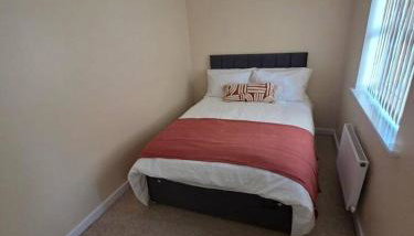 Spacious House | Perfect for Contractor Stays - Foto 5