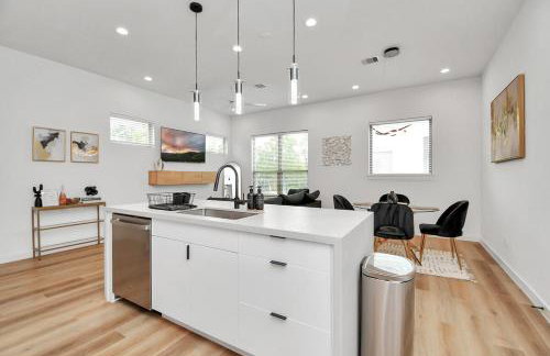 Lux Reverie Townhouse- Med Center- Downtown HTX - Foto 13