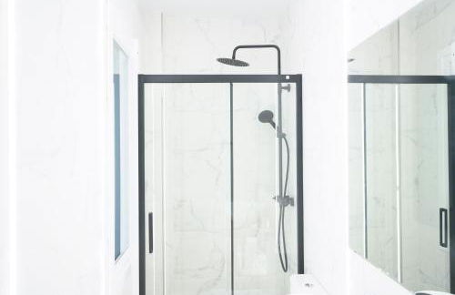 APARTAMENTOS LA FLORA BURGOS todos con aire acondicionado y ascensor - Foto 21