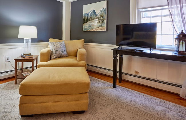 Home Near Hiking Biking w Hottub 6 Bedrooms - Foto 32