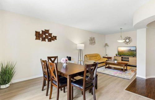 Charming 2BR2BA Home Near Downtown LA And Walkable Amenities - Foto 8