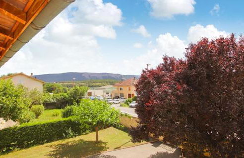 Gorgeous Home In Eyguians With Wifi - Photo 3