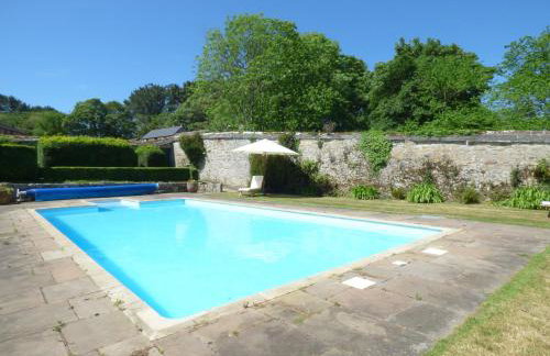 The Bullshed - Photo 2